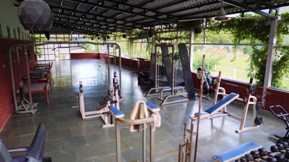 01 - Gyms & Indoor Games.jpg