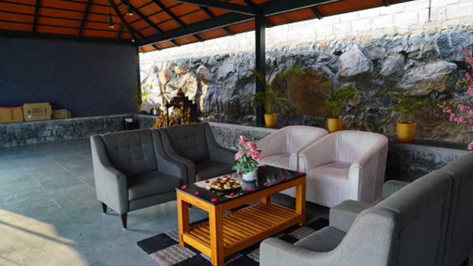 03 - Restaurant & Coffee shop.jpg